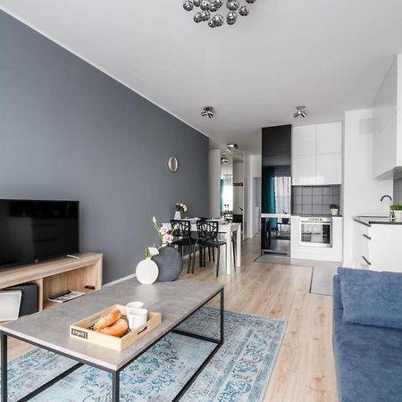P&O Serviced Apartments Woronicza Varşovia Exterior foto