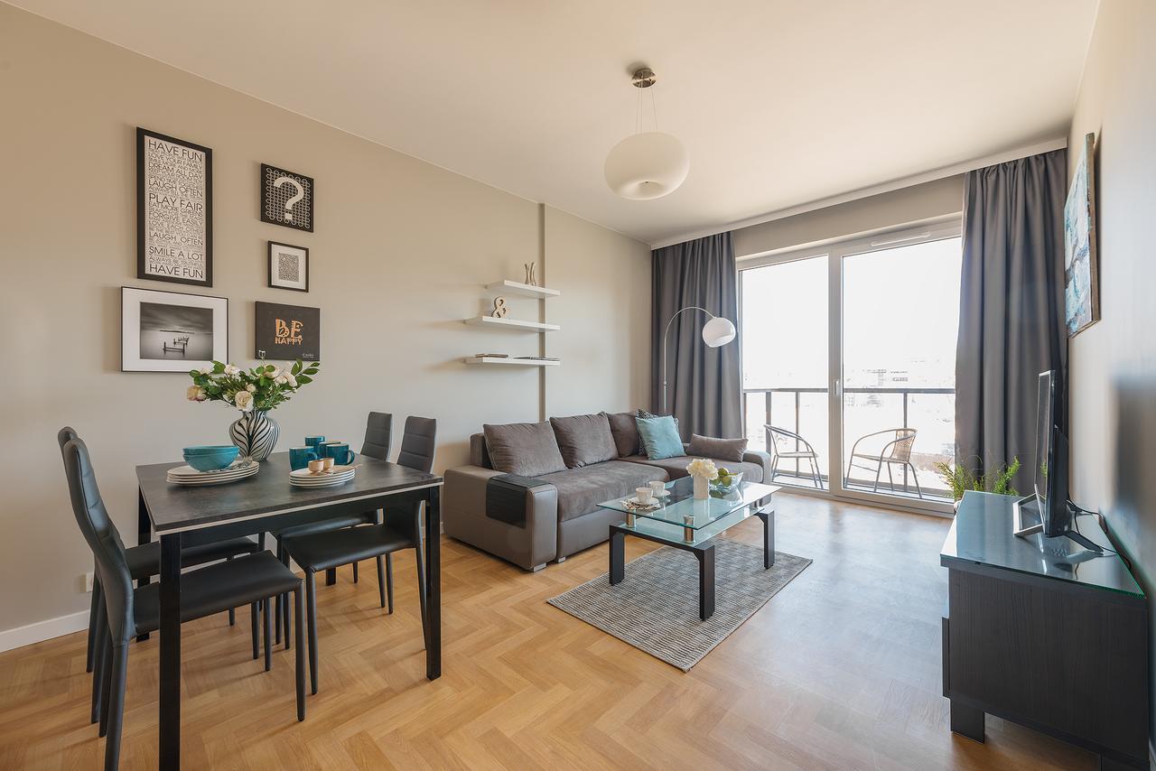 P&O Serviced Apartments Woronicza Varşovia Exterior foto