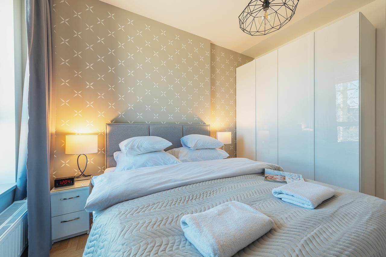 P&O Serviced Apartments Woronicza Varşovia Exterior foto